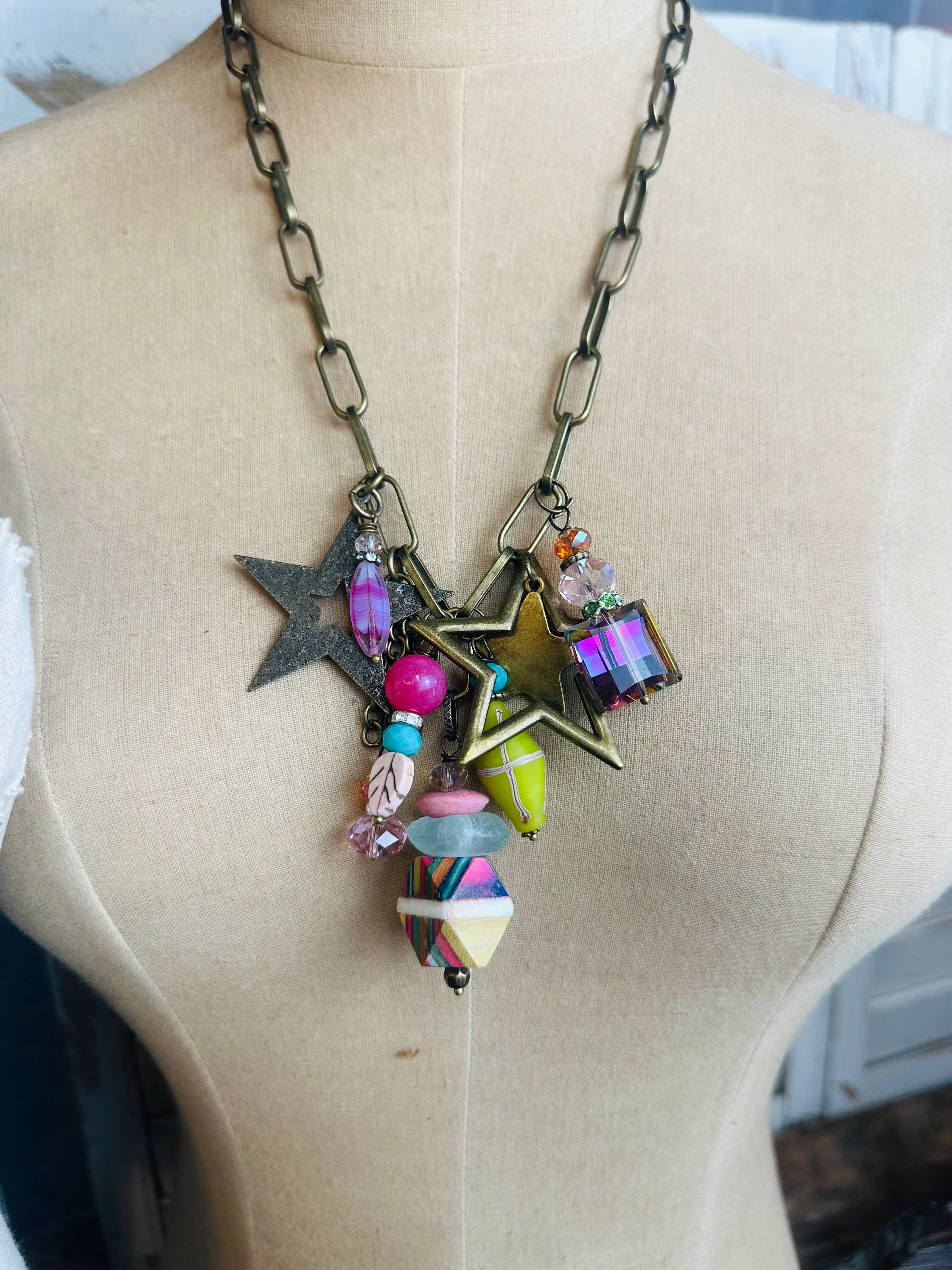 Gypsy Junk Chunky Necklace in Original Sorbet