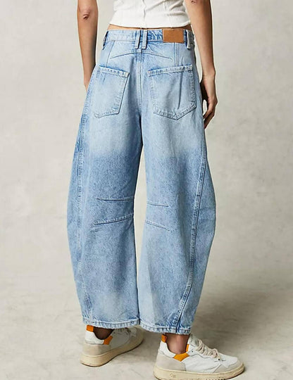 Keep it Classy Barrel Jeans